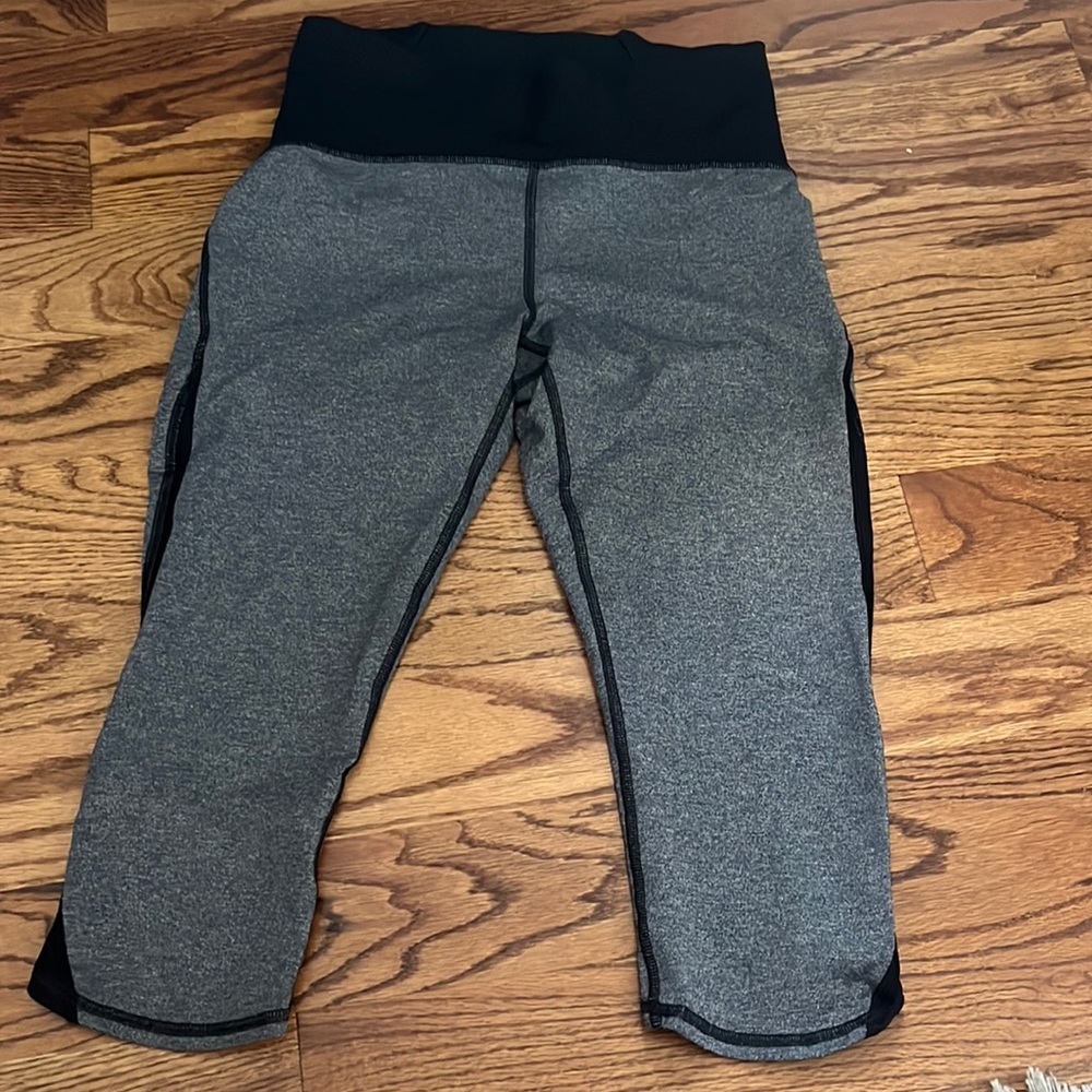 Lululemon capri leggings
